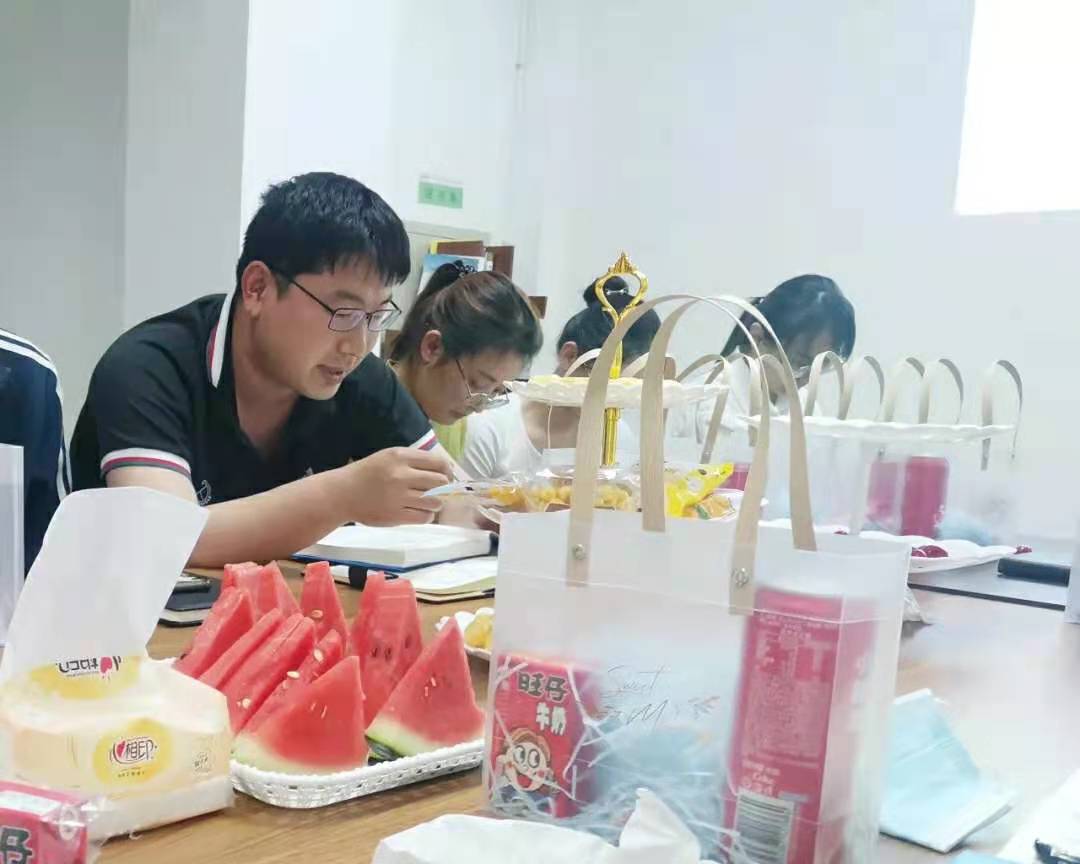 讀書分享會(huì)